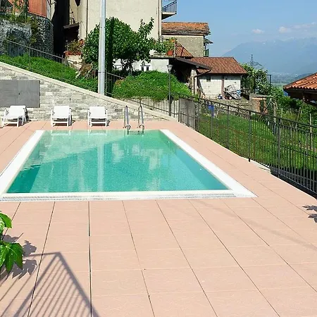 Piazzo Sleeps 4 Pool Wifi Vercana